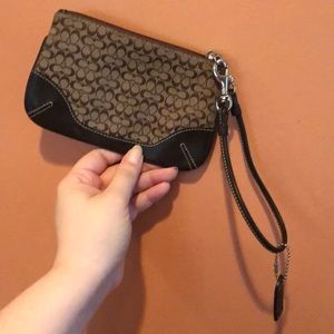Brown Coach wristlet — GREAT condition!